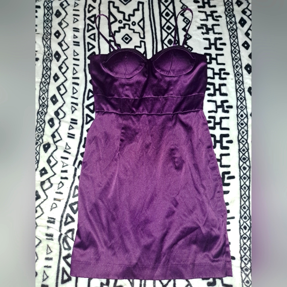 Fashion nova purple silky wm mini dress. Sz med.